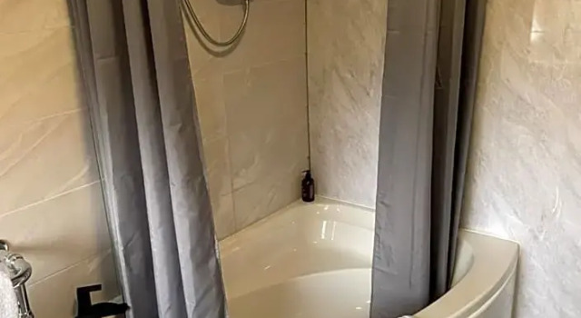 Люкс Barons Court Hotel