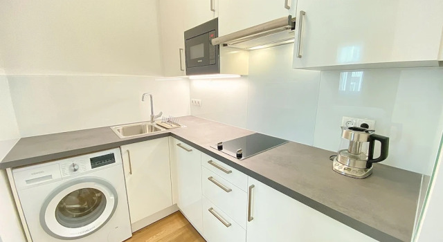 Двухместные апартаменты Standard Steiner Residences Vienna Reumannplatz