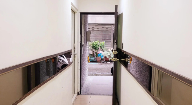 fengjia business house, Reservar Hotel Taichung China