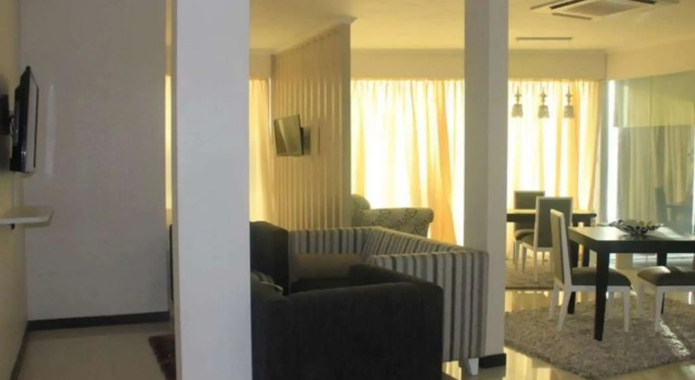 Marina Mamberamo Hotel, Prenota Hotel Sorong West Papua