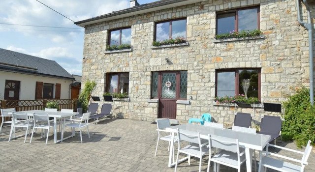 Коттедж Fine Holiday House with Sauna & Large Terrace near Malmedy