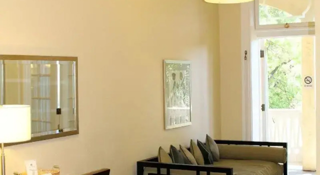 Healdsburg Inn on the Plaza, A Four Sisters Inn