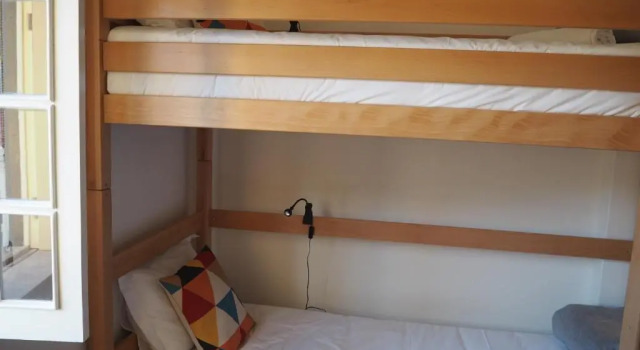 Кровать в общем номере (женский номер) Globo Happy Hostel