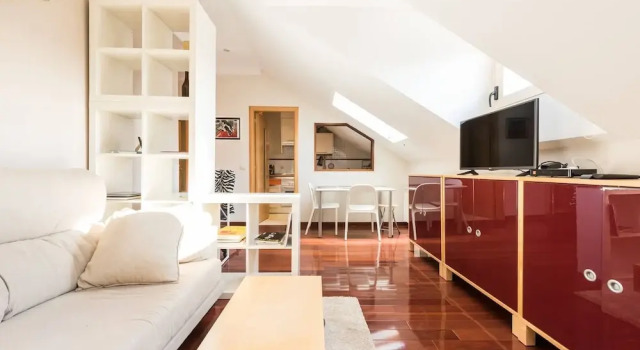 Apartamento Lavapiés Susana, Забронировать Апартаменты/квартира Арганзуэла Мадрид, рядом с Дом-музей Лопе де Вега