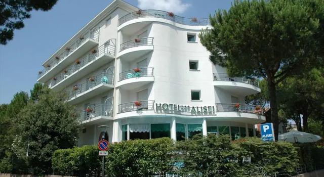 Hotel Alisei, Book Hotel Hoteller i Friuli Venezia Giulia med parkering, Parkering