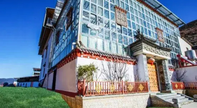 chenwai mountain villa（Shangri-La Hotel）, Buchen Sie Hotel Hotels in Yunnan mit Parkplatz, Parkplätze