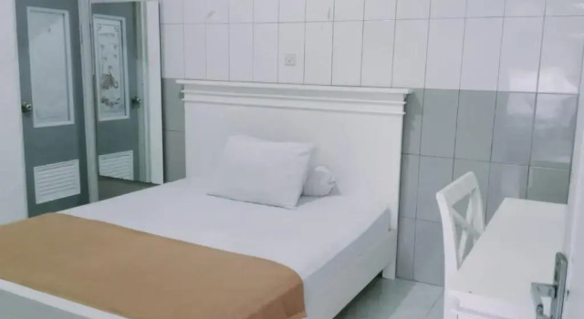 Трёхместный номер Deluxe Ratu Guesthouse