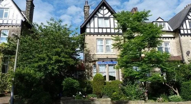 Hollins House, Забронировать Отель Отели Англии 3 звезды, 3*