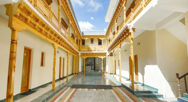 OYO 11388 Hotel Dimbir Regency