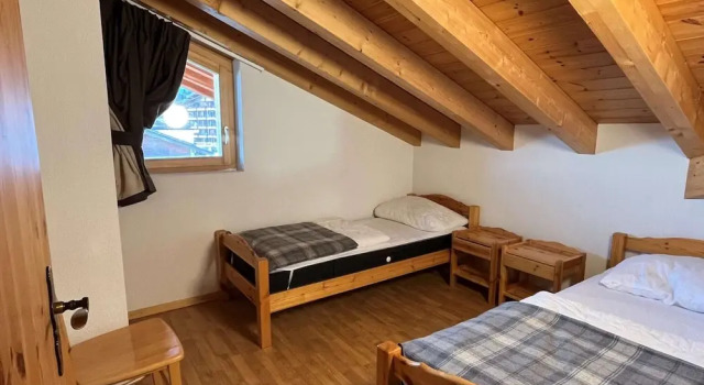 Awesome Apartment Near ski Slope, Prenota Appartamento Hotel a Canton Vallese con parcheggio, Parcheggio