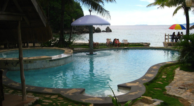 El Canonero Diving & Beach Resort, Prenota Resort Hotel a Mindoro con piscina, Piscina