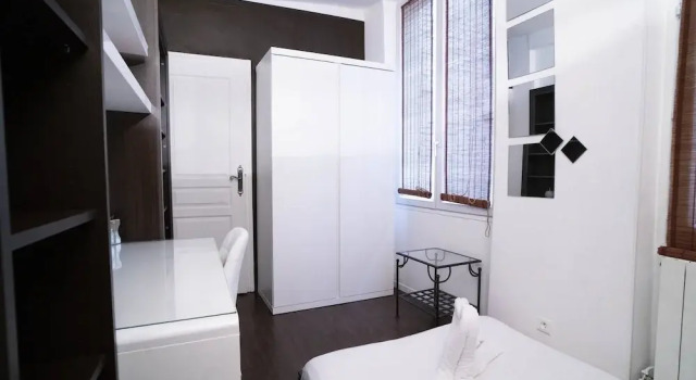 Cosy apt Near Montorgueil, Забронировать Отель Париж Иль-де-Франс, рядом с Станция метро Rambuteau