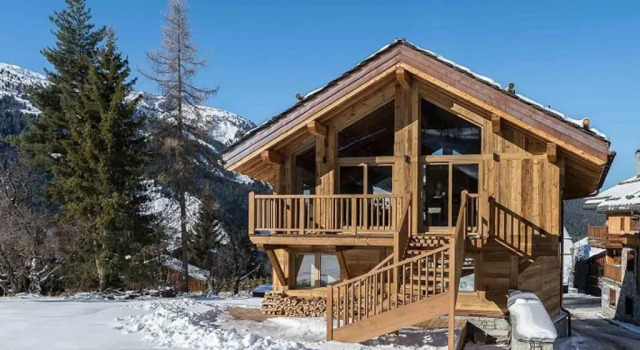 Chalet moderne et spacieux à Méribel avec jacuzzi et sauna - FR-1-566-30, Забронировать Шале Виллы Овернь-Рона-Альпы, Вилла