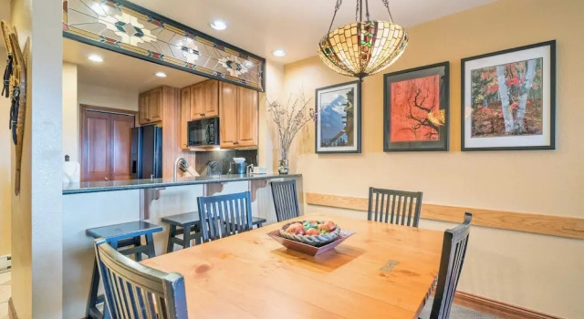 Коттедж Etta Place Too 103 by Avantstay Close to Town & The Slopes! In Complex w/ Communal Pool & Hot Tub