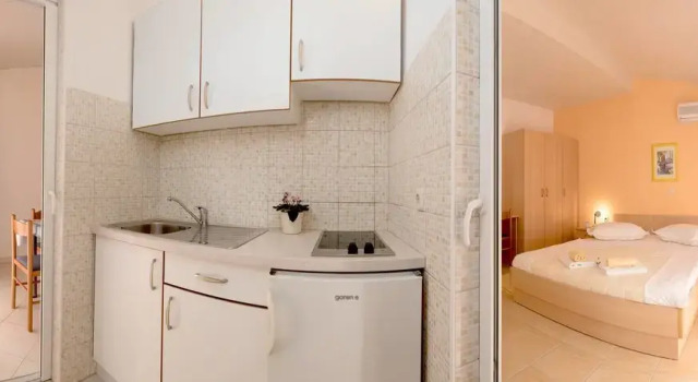 Beach Resort Apartments Bucina