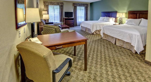 Четырёхместный люкс Hampton Inn & Suites Cashiers - Sapphire Valley