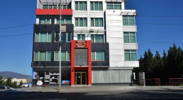 Star Agmashenebeli