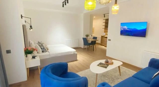 Апартаменты Stylish Studio Apartment in City Center