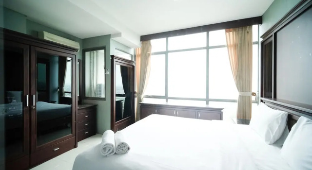 Апартаменты Homey 1Br Apartment At Aryaduta Residence Surabaya