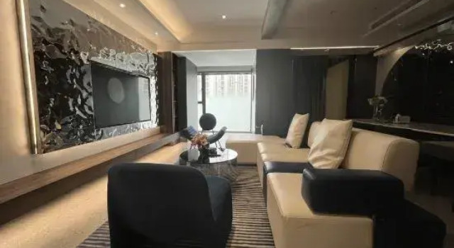 Люкс Luxury Light Luxury Homestay (Shantou High-speed Railway Station)