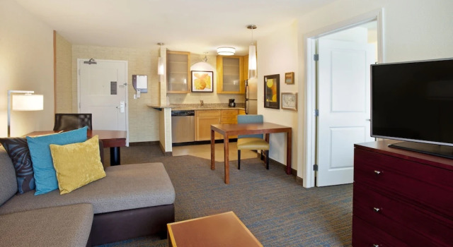 Люкс Residence Inn Portland Airport at Cascade Station