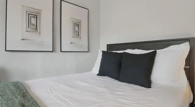 Studio in Hyde Park - Dorchester 209, Забронировать Апартаменты/квартира Hyde Park Чикаго, рядом с Hyde Park Art Center