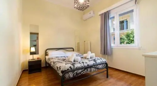 The Gallery Apartment, Забронировать Апартаменты/квартира Афины Острова Саронического залива - Аттика, рядом с Холм Филопаппос