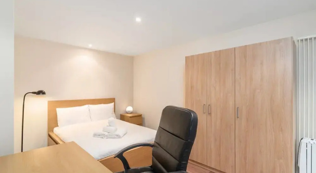 Beautiful Modern 2 bed Apartment, Varaa Huoneisto Asunnot kohteessa Merseyside, Huoneisto
