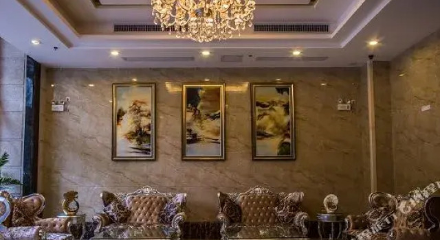 Li Gang Crown Hotel, Rezervați Hotel Wuzhou Guangxi
