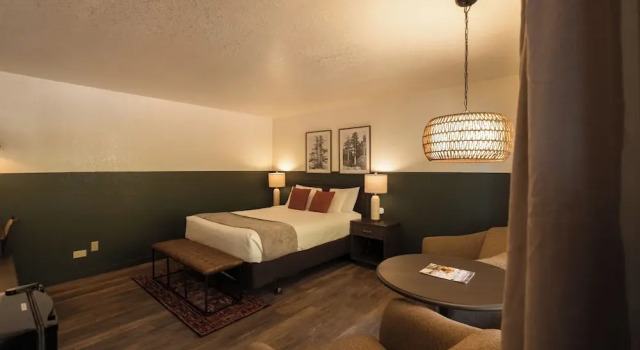 Двухместный номер Standard с балконом The Glen Resort