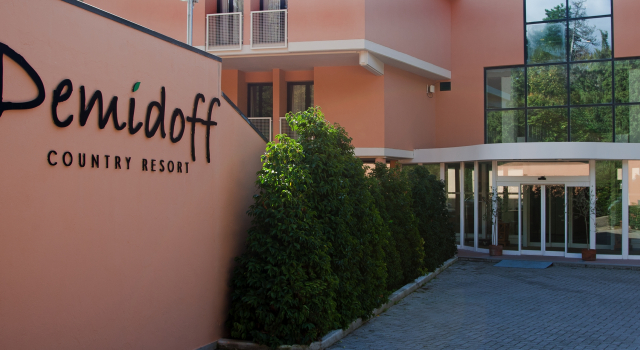 Demidoff Country Resort