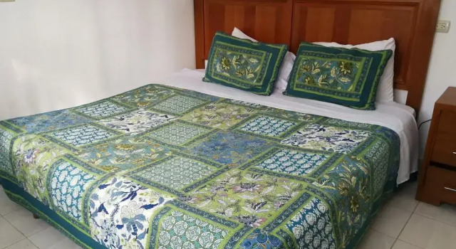 TrueCost Resort Villas Paradise, Забронировать Курортный отель Отели Баваро с парковкой, Парковка