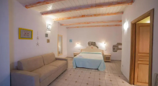 Полулюкс Olbia Domus Inn