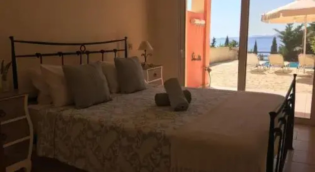 6 Emerald Bay