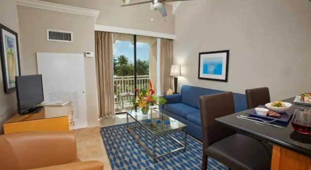 Suite 1 camera da letto con vista sul giardino Divi Southwinds Beach Resort