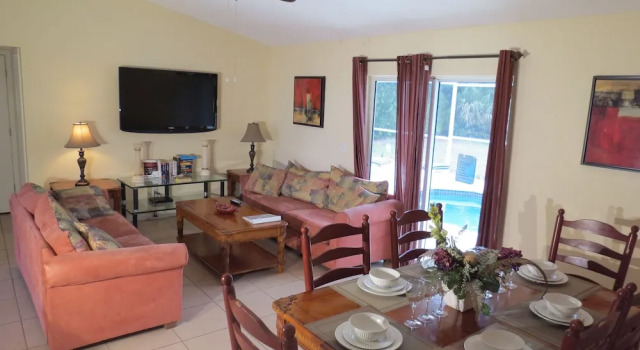 Westridge Area Pool Home