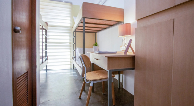 Кровать в общем номере The Pad CoLiving