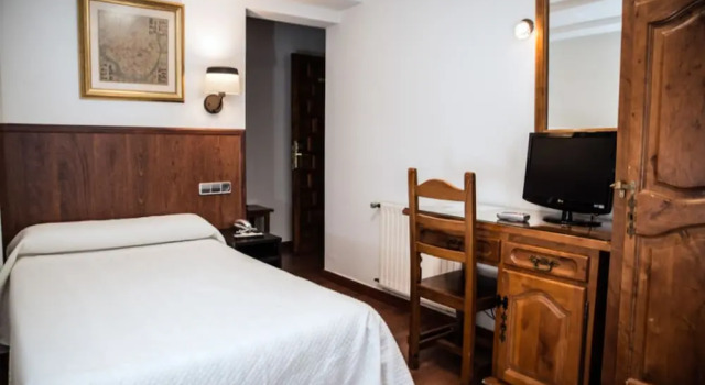 Одноместный номер Classic Hotel Santa Isabel