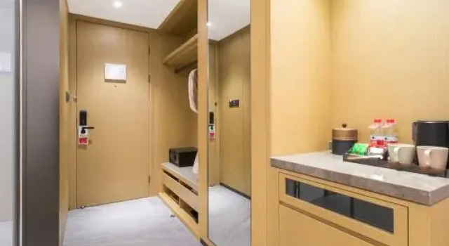 Номер Superior Ramada by Wyndham Shanghai Pudong