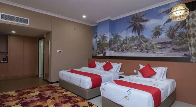 Hotel Holmes GP, Rezervovat Hotel Hotely v Gelang Patah s bazénem, Bazén