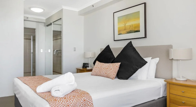 Номер Standard c 1 комнатой с балконом и с видом на океан Oscar On Main Beach Resort