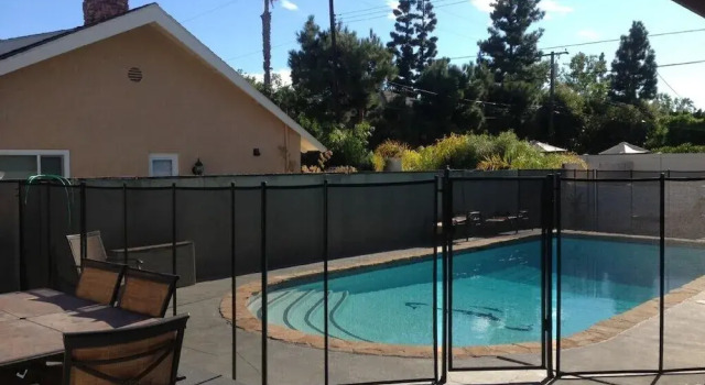 The Wonderland House 5 Bedrooms 3 Bathrooms Home, Rezerwuj Dom wakacyjny Floral Park Kalifornia