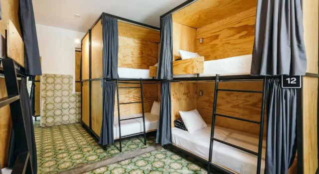 Кровать в общем номере CASA MX alameda