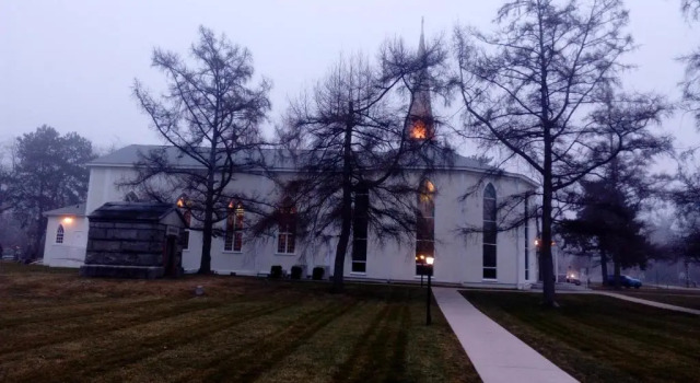 The White House Boutique B&B, Забронировать Бутик-отель Отели Ниагарского винодельческого региона с парковкой, Парковка