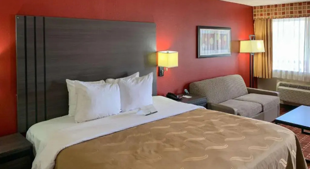 Standard Zimmer Quality Inn Marshall