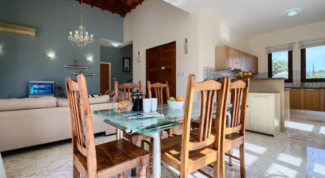 3 bedroom villa Dionysos 373 with private pool and pretty garden, Peaceful location within Aphrodite Hills Resort