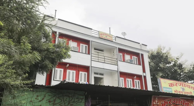 Karnawat Guest House by OYO Rooms