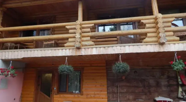 BDZHILKA, Prenota Hotel Volosyanka 