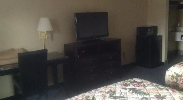 Номер Deluxe HighWay Inn