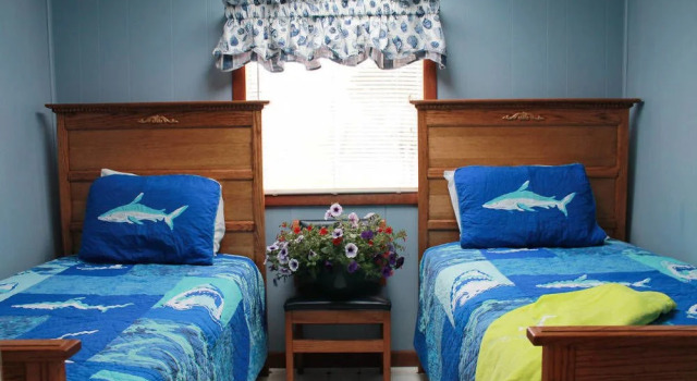 Mitchell Creek Marina, Réserver Hôtel Allons 
